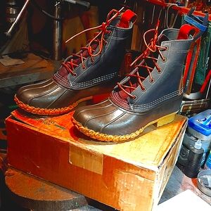 LL BEAN 8" women size 11 special edition color block boots leather & rubber